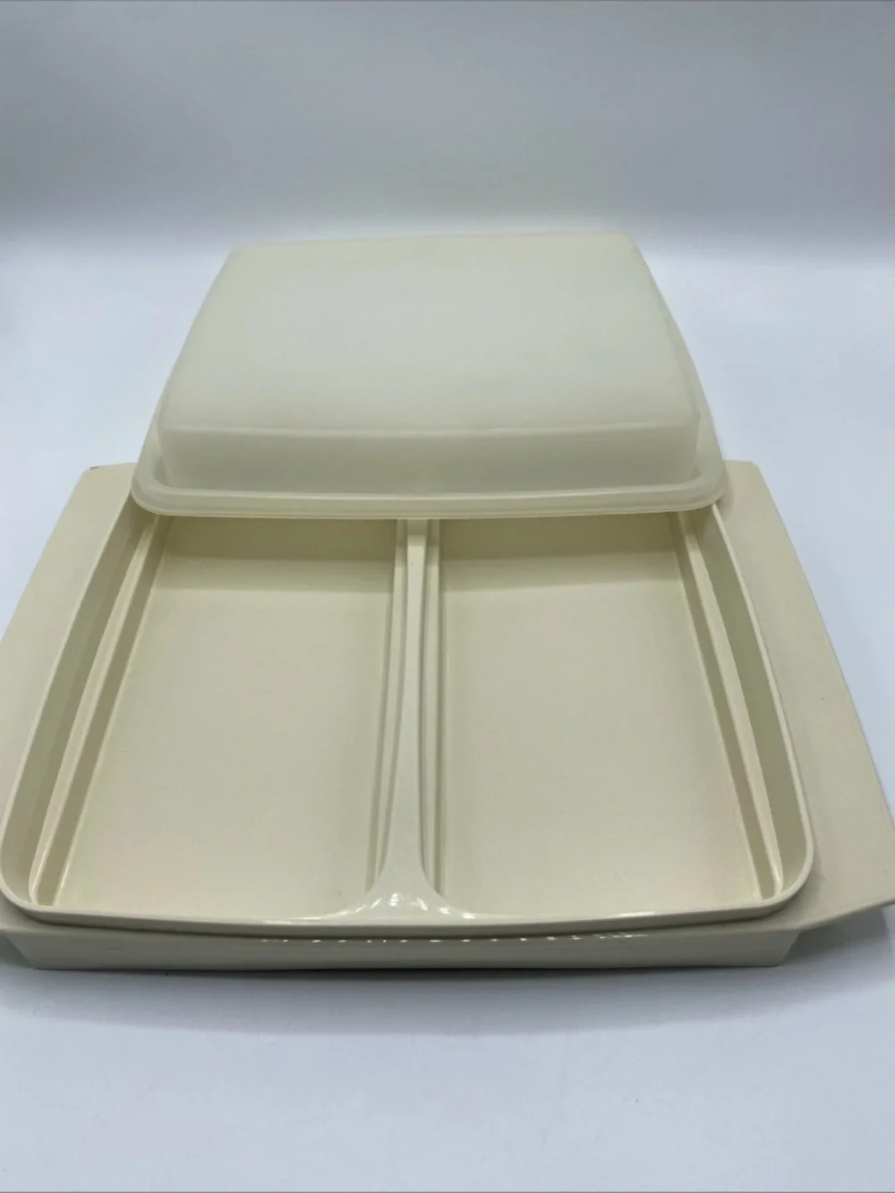 Vintage USA Tupperware Deviled Egg Keeper Lid #723 Beige NO INSERTS Deli Meat